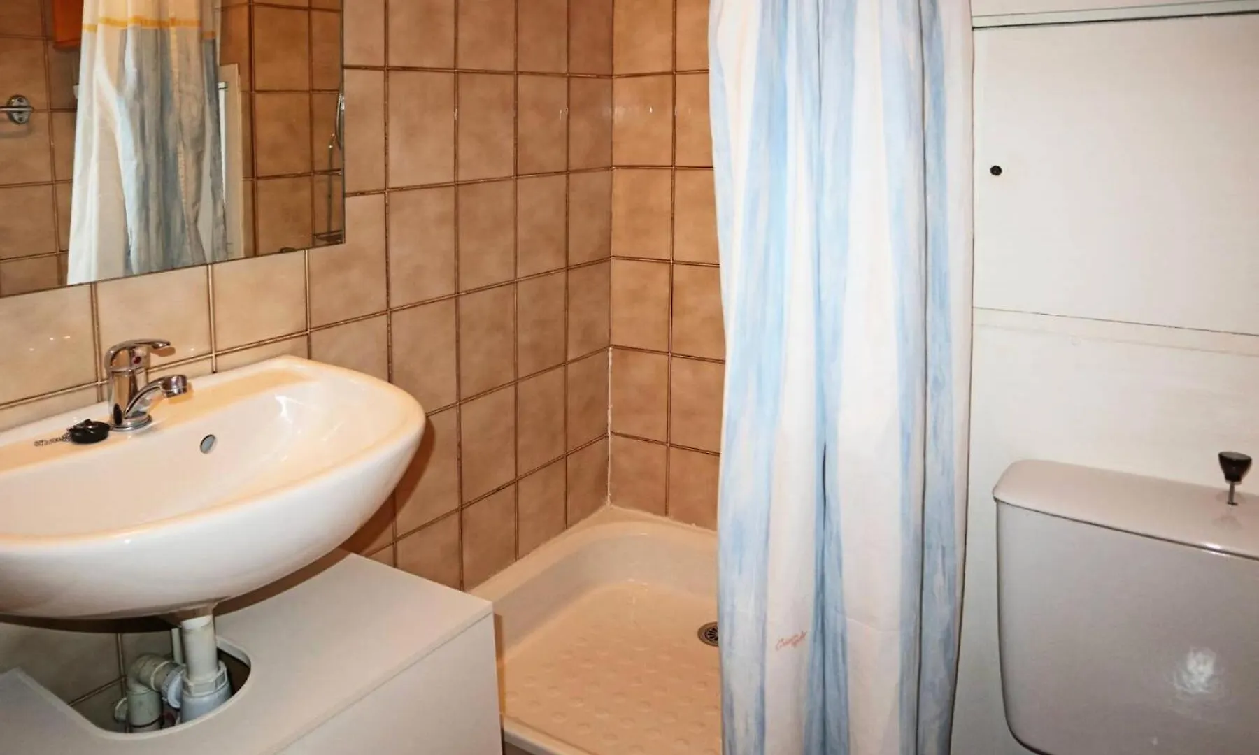 Residence Le Cairn - Studio Pour 4 Personnes Coeur De Station Mae-2944 Les Orres 0*,  Fransa
